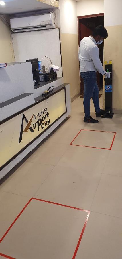 Hotel Airport City Near Delhi International Airport New Delhi Exterior foto
